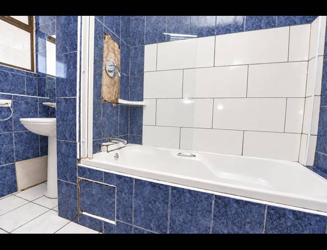 3 BEDROOM APARTMENT FOR SALE IN ESSENWOOD